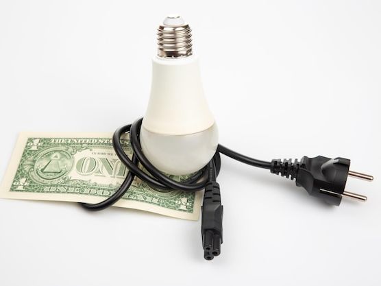 Jak obniżyć rachunki za prąd dzięki modernizacji instalacji elektrycznej?