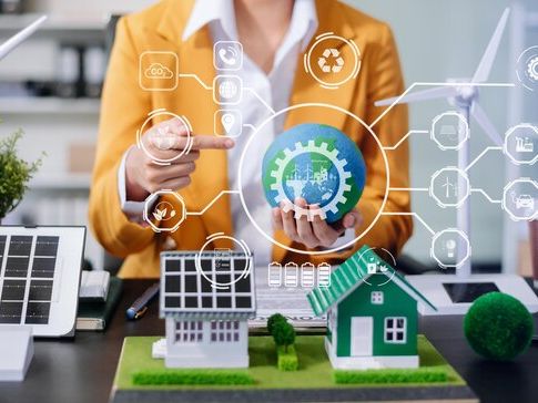 Korzyści z zastosowania odnawialnych źródeł energii w przedsiębiorstwach – oszczędności, prestiż i niezależność energetyczna